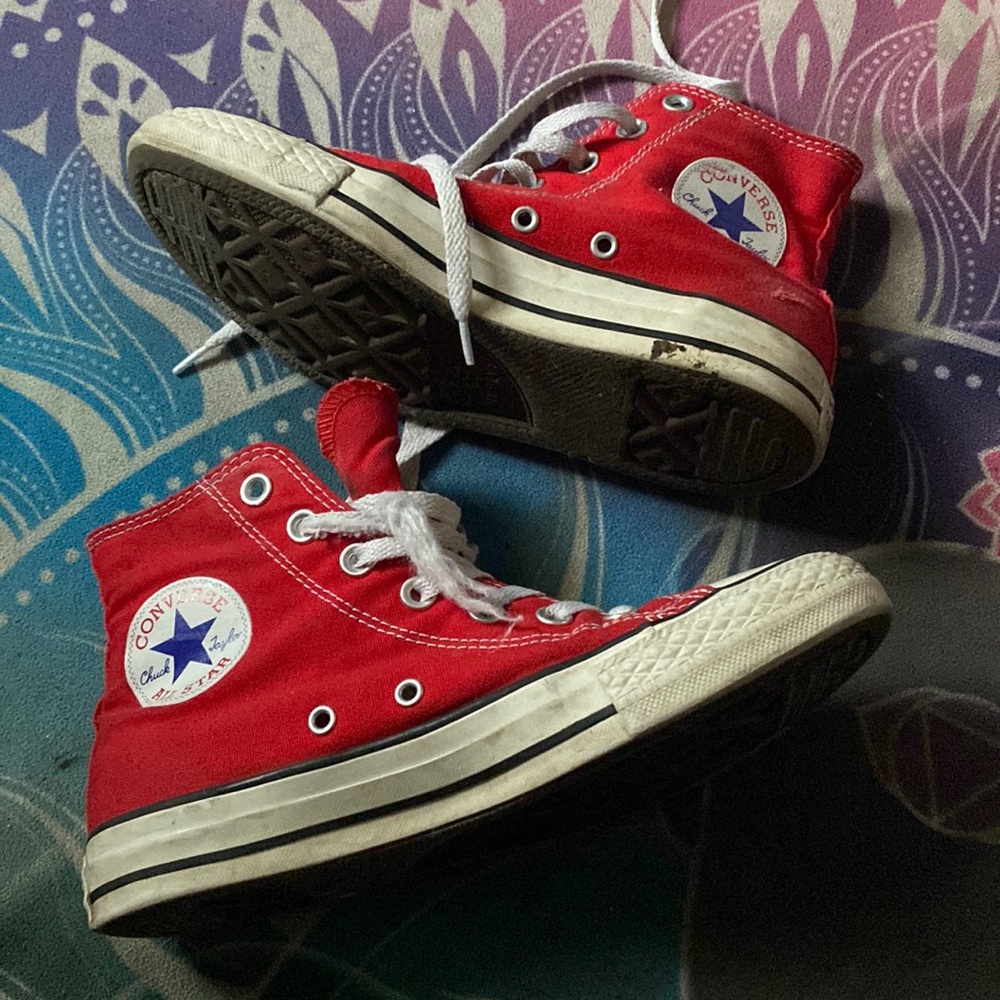 Red Converse